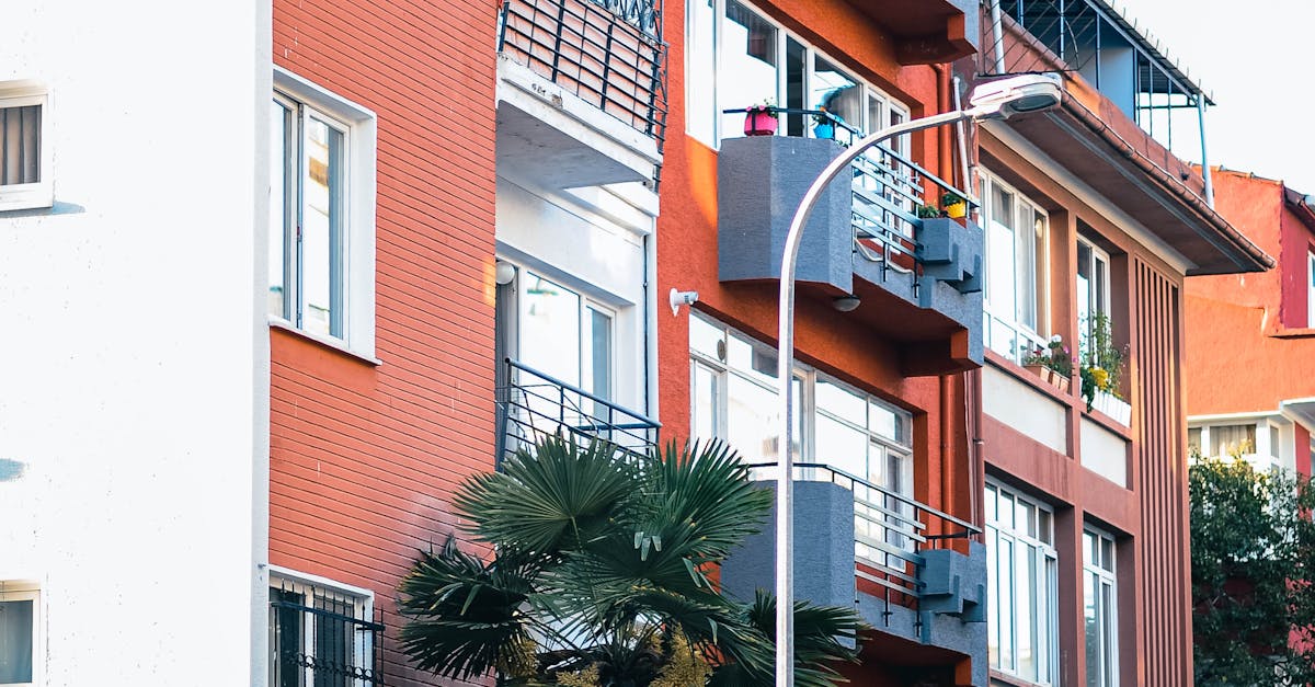 What is the rule of thumb for buying a vacation home?